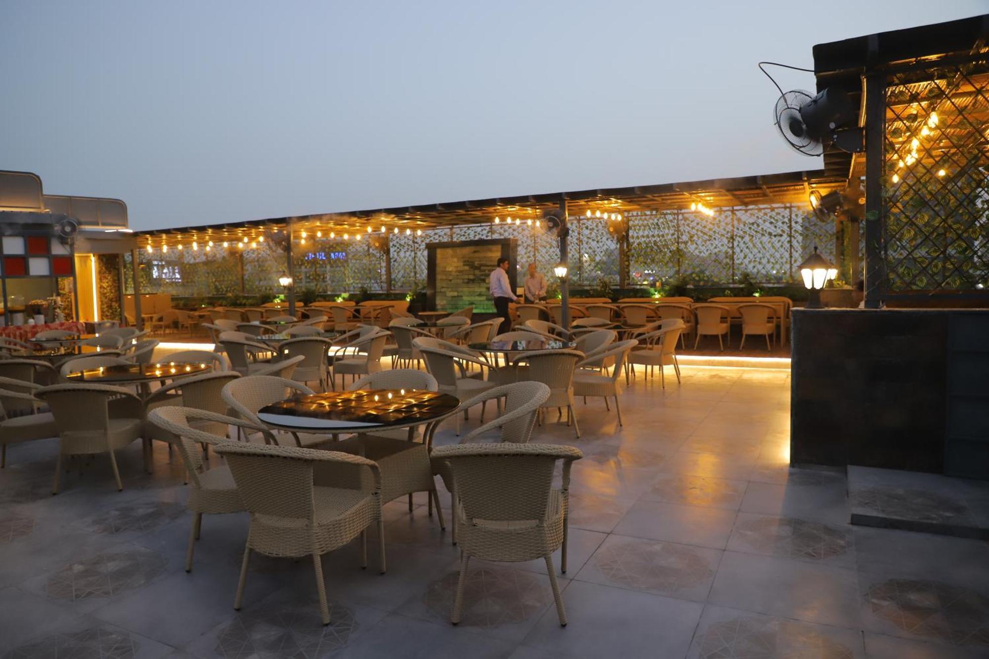 Hotel Haris Mg Road Gurugram Gurgaon Eksteriør bilde